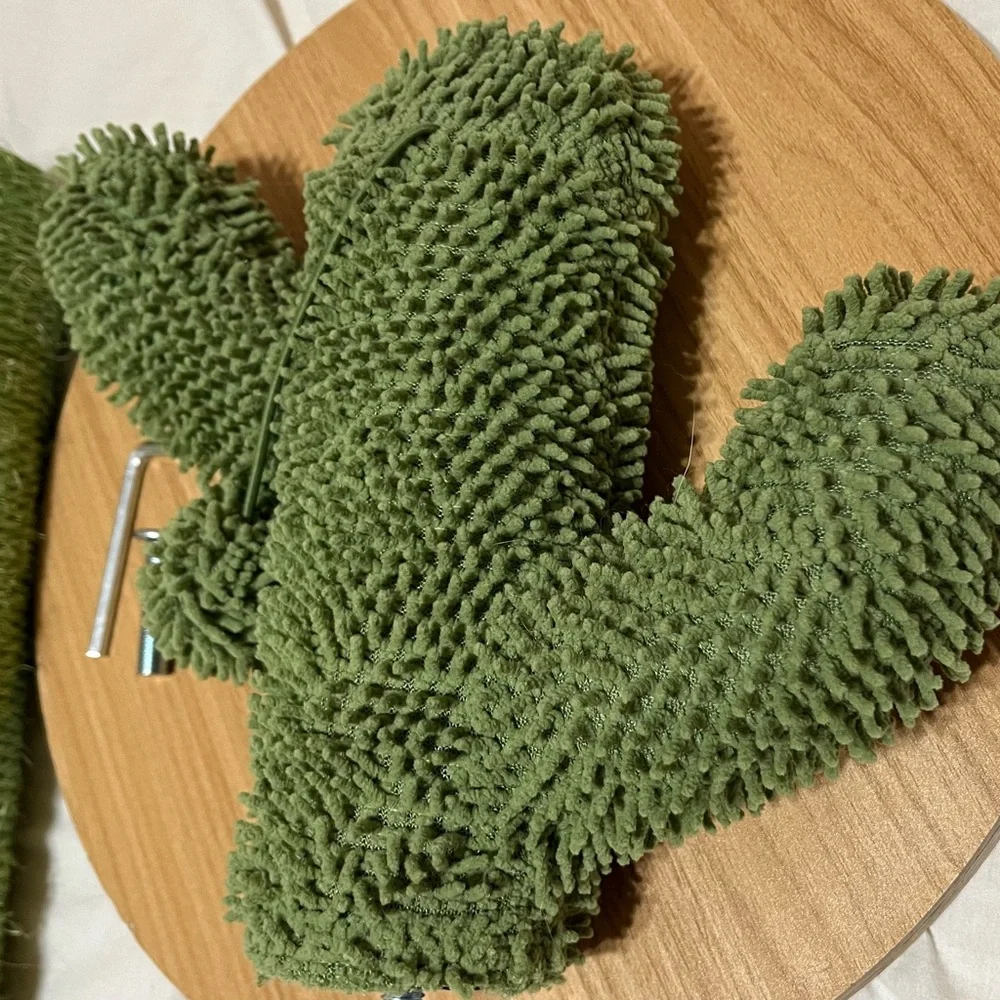 Green Cactus Cat Scratcher Post - Plush & Sisal